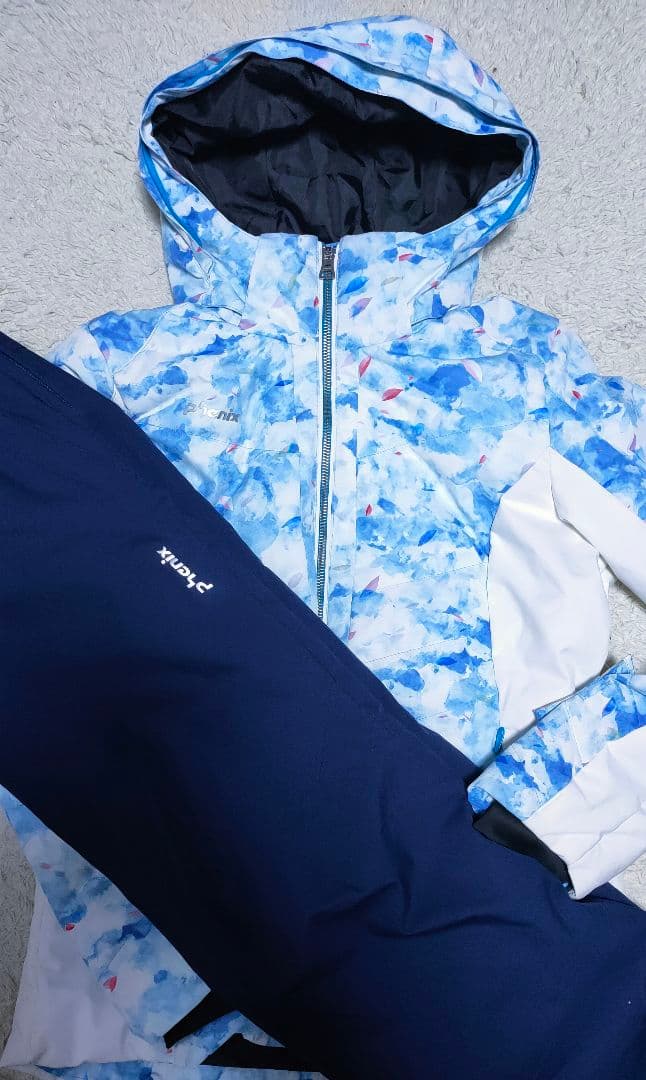 【フェニックス Phenix 】スキーウェア上下 セットアップ レディース 雪山