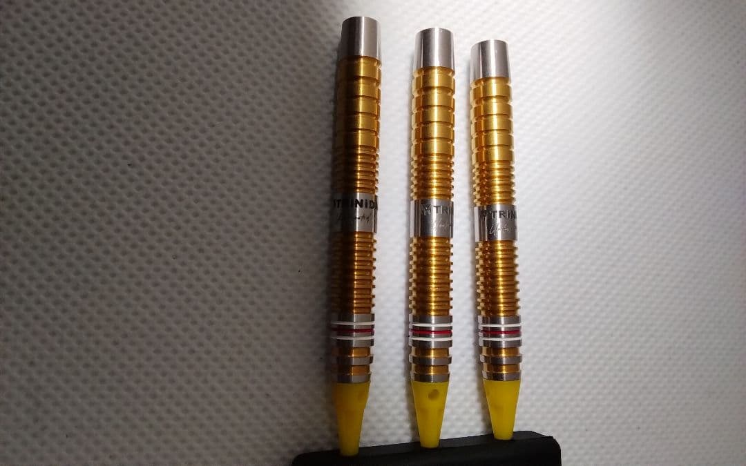 TRiNiDAD GOMEZ 16 evo!極美品!ダーツセット22.6g - メルカリ