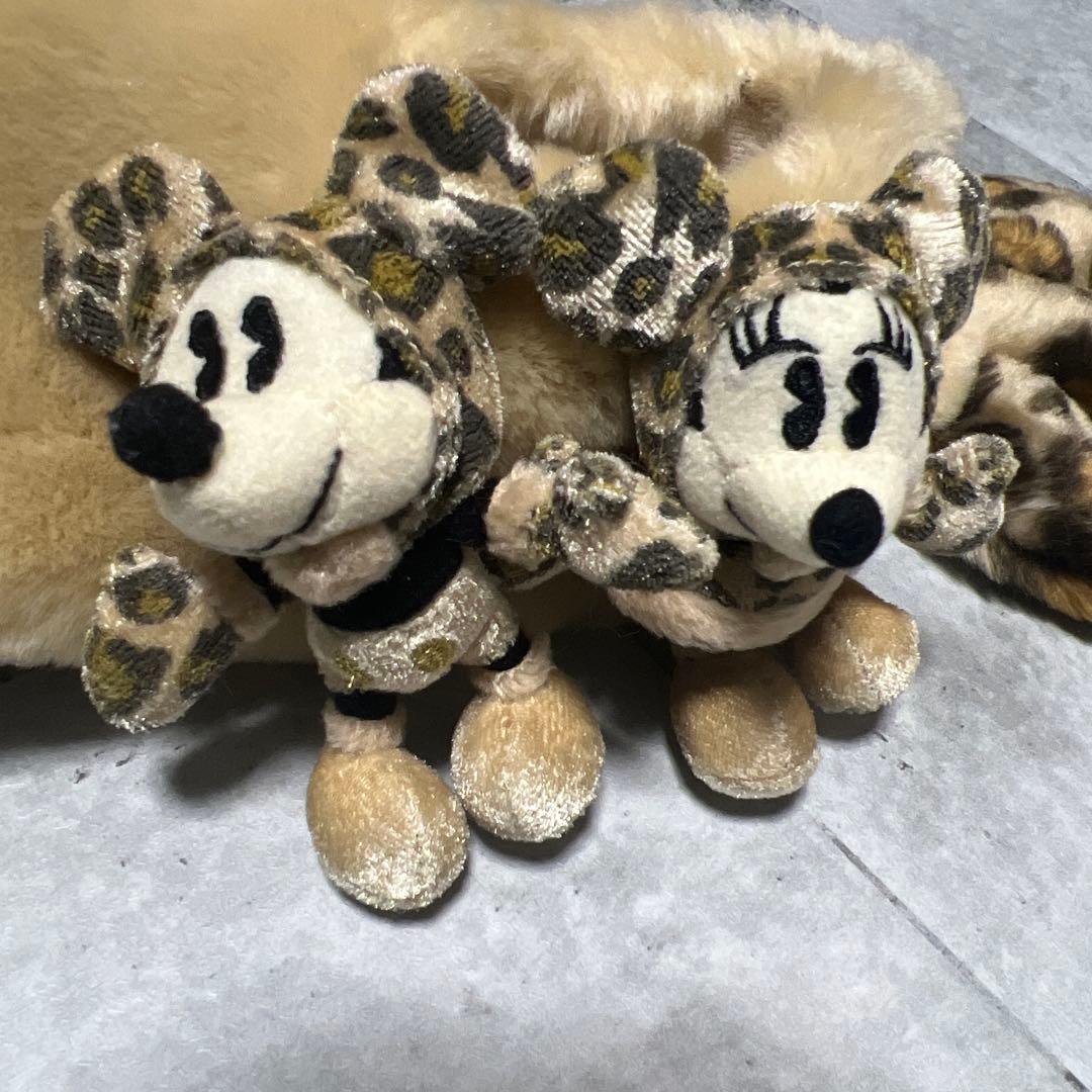 レア希少】ディズニーリゾート ミッキー&ミニー ヒョウ柄マフラー