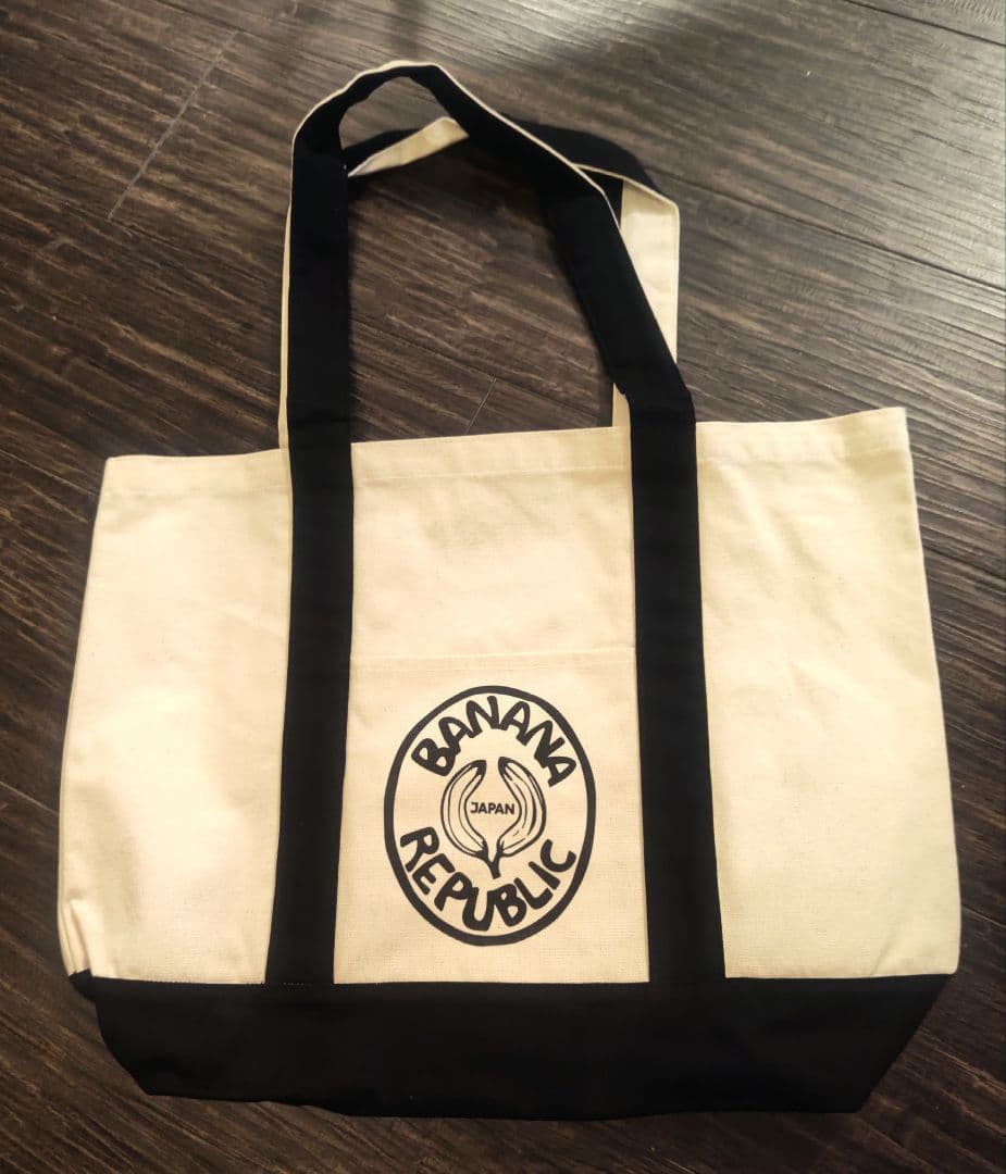 BANANA REPUBLIC トートバッグ ブラック☆ 岸優太☆値下げ!! - メルカリ