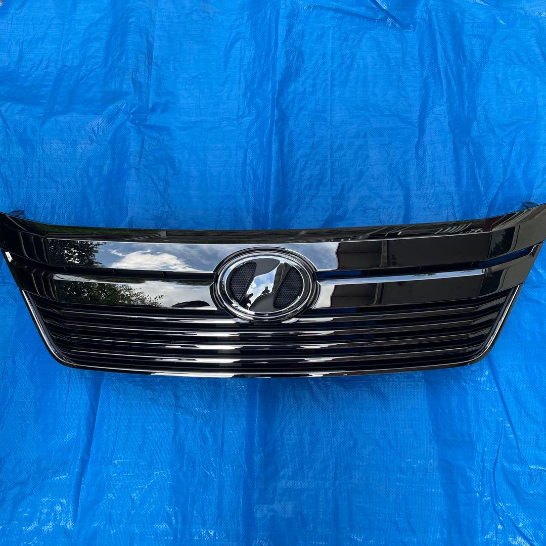 ヴェルファイア　モデリスタ　フロントグリル　ブラック