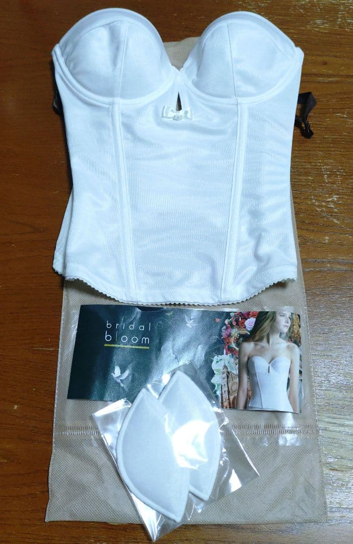bridal bloom ブライダルインナー C70 ホワイト(おまけ付き) - メルカリ