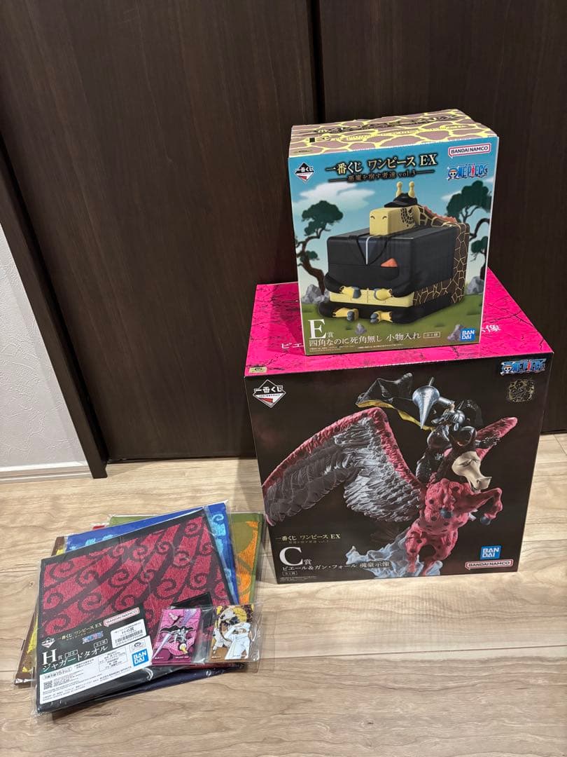 一番くじ　ワンピース　EX ピエール　カク　フィギュア　ガンフォール