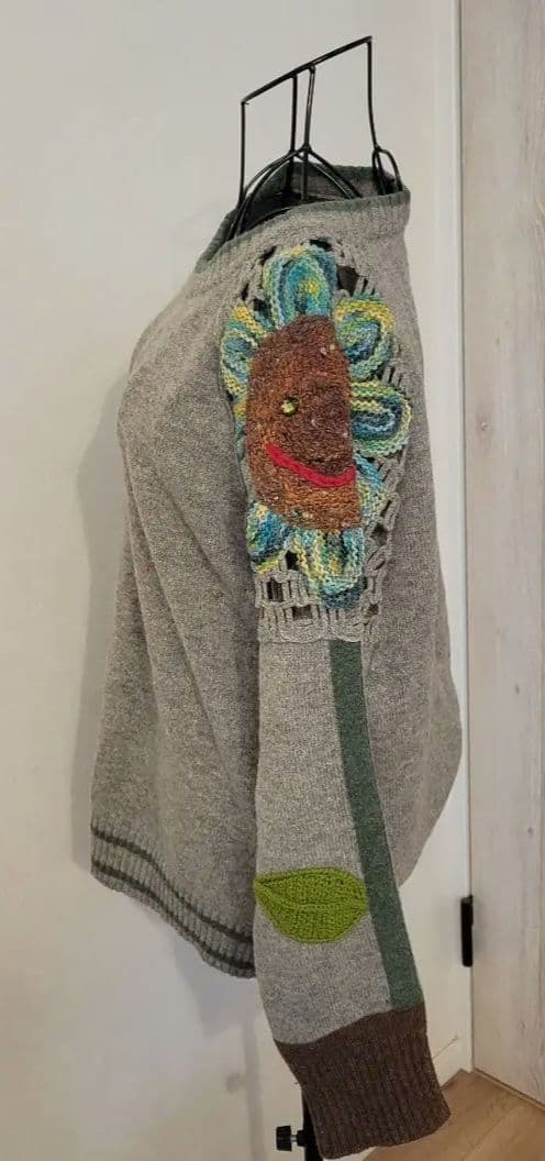 アルベロベロ❤刺繍デザイン グレー ニットセーター 長袖