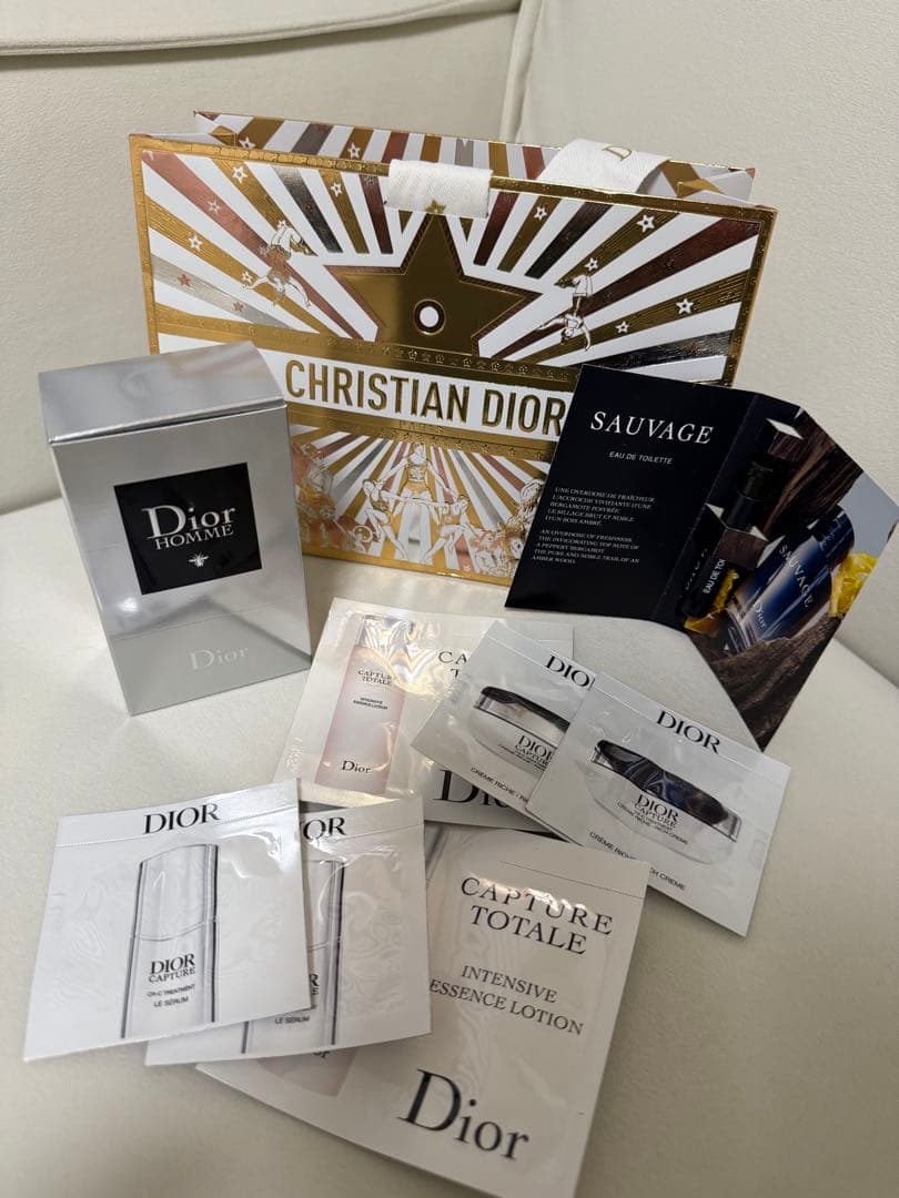 DIOR ディオール オム　オードゥ　トワレ50ml おまけ付き