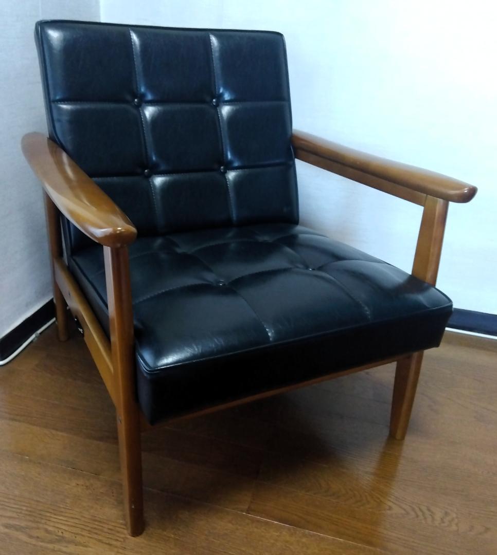 カリモク60 Kチェア 1シーター スタンダードブラック W36170BW