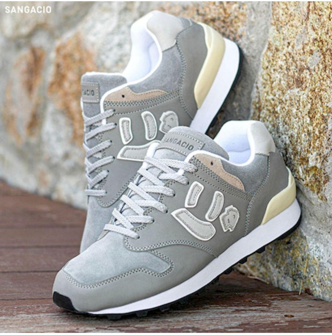 にゅ～ず『GRAY』10周年限定モデル - メルカリ