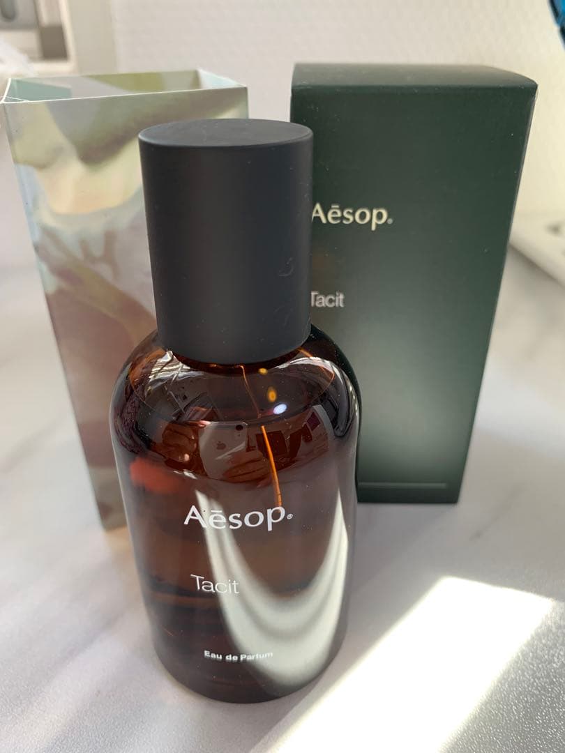 ⭐︎⭐︎⭐︎話題沸騰中⭐︎⭐︎⭐︎イソップタシットオードパルファム 50ml