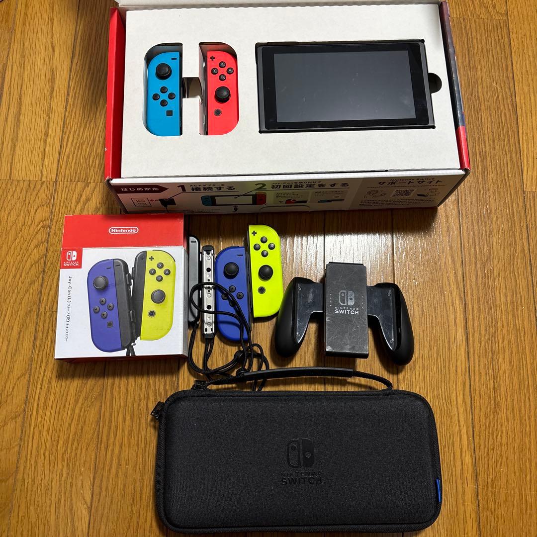 Switch 本体　別Joy-Con付き　ケース付き