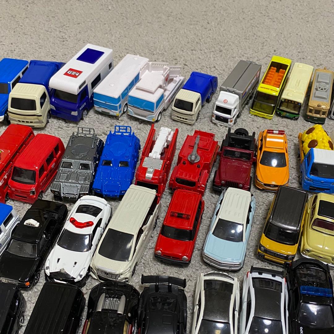 《トミカ/TOMIKA》 tomika ミニカーセット 約80台 様々な車両