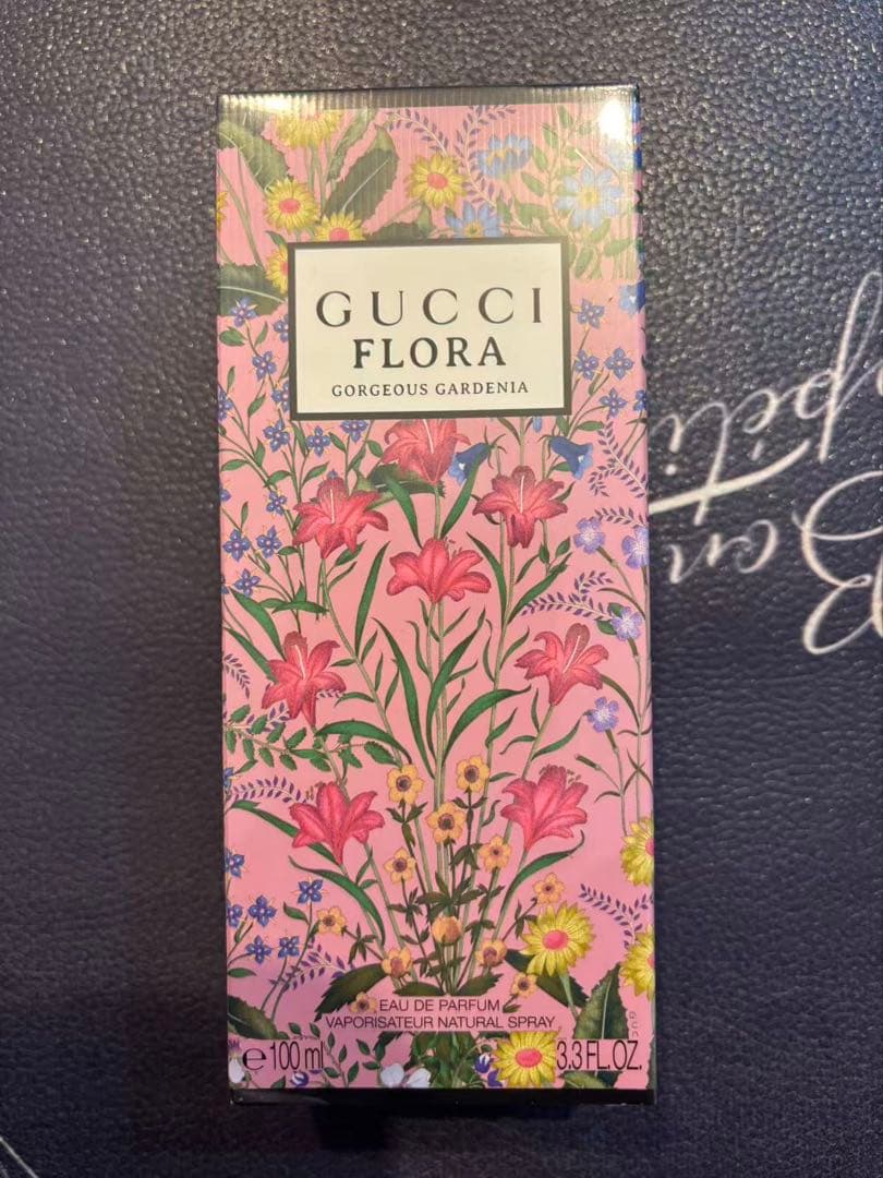 【クリスマス期間お値下げ❣️】 GUCCI グッチ　香水100ml 2022年クリスマスコフレ＆限定コスメ】 グッチの香りをギフトに