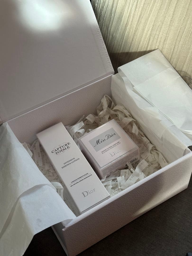 Dior スキンケア 化粧水 石鹸 ミス ディオール