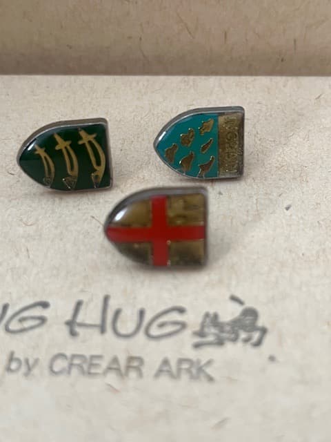 ヴィンテージ/MARITHÉ FRANÇOIS GIRBAUD ピンバッジ for mens 80s MARITHE FRANCOIS GIRBAUD millesimes Rayon #used