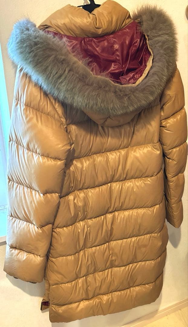 はなこ様専用！DUVETICA デネブ ダウン(42)ベージュ キャメル - メルカリ