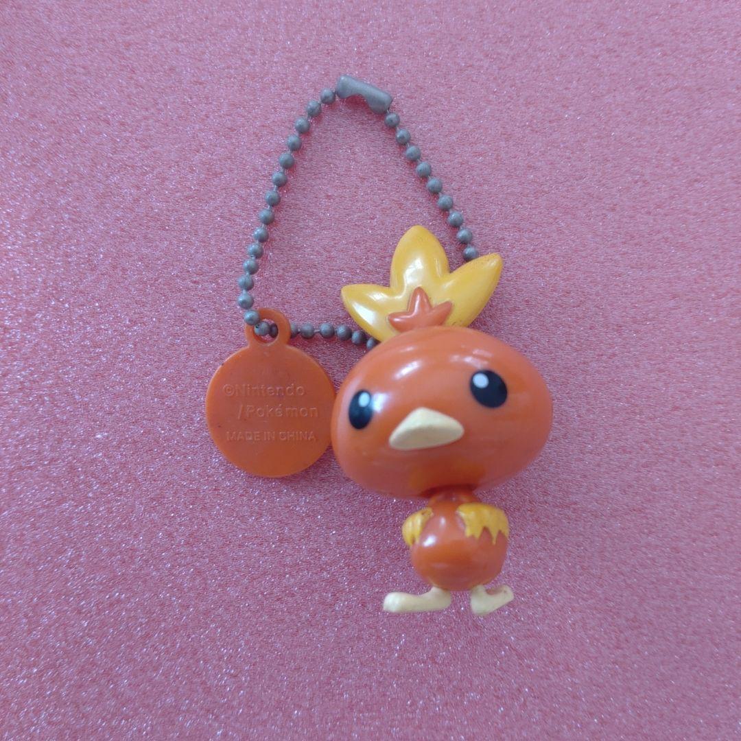 ポケモン フィギュア キーホルダー アチャモ オレンジ 鳥 - メルカリ