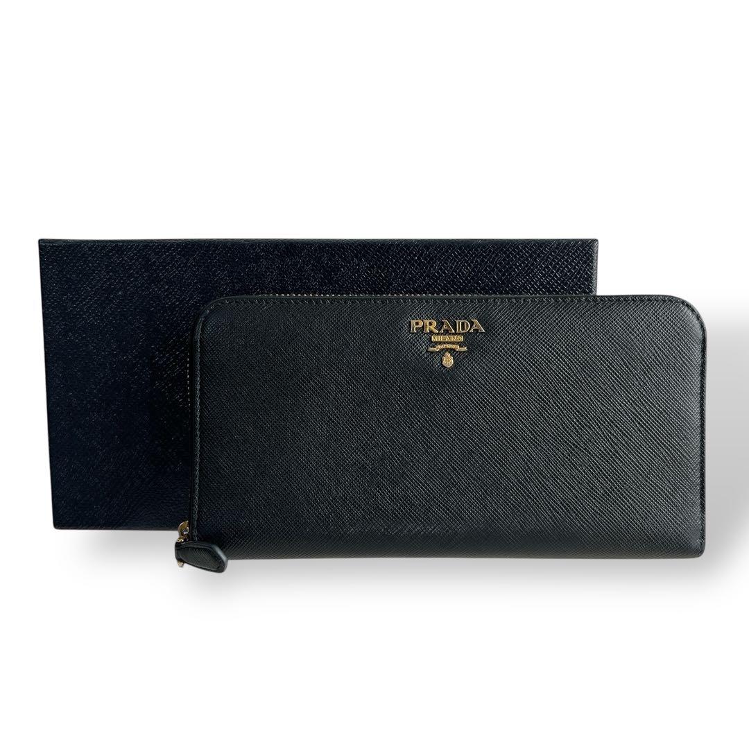 PRADA プラダ　長財布　ゴールドロゴ　ロングウォレット　黒　サフィアーノ