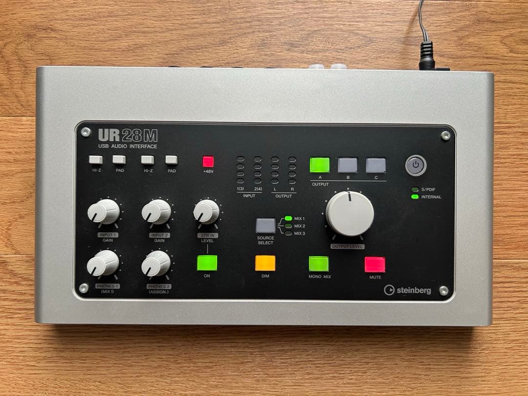 UR22M USBオーディオインターフェイス　中古動作品