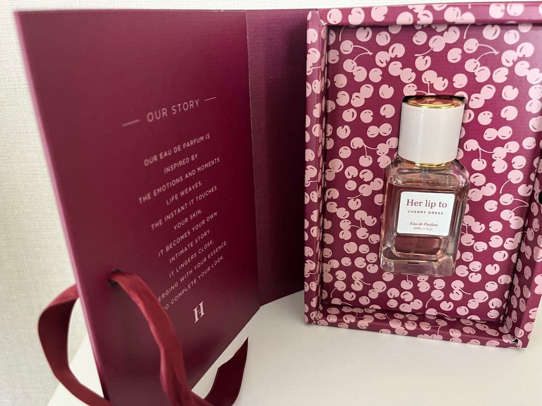Her lip to オードパルファム -cherry dress-