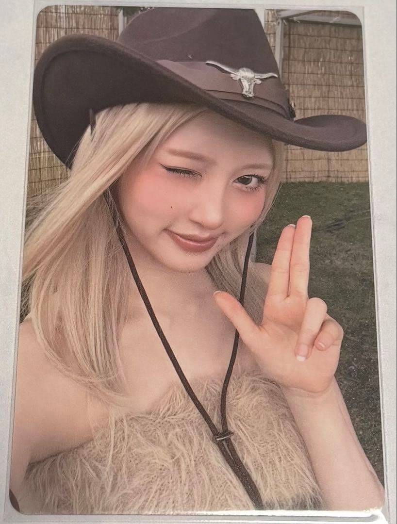 IVE SECRET 東京 10/12 会場限定 特典 トレカ ガウル - メルカリ