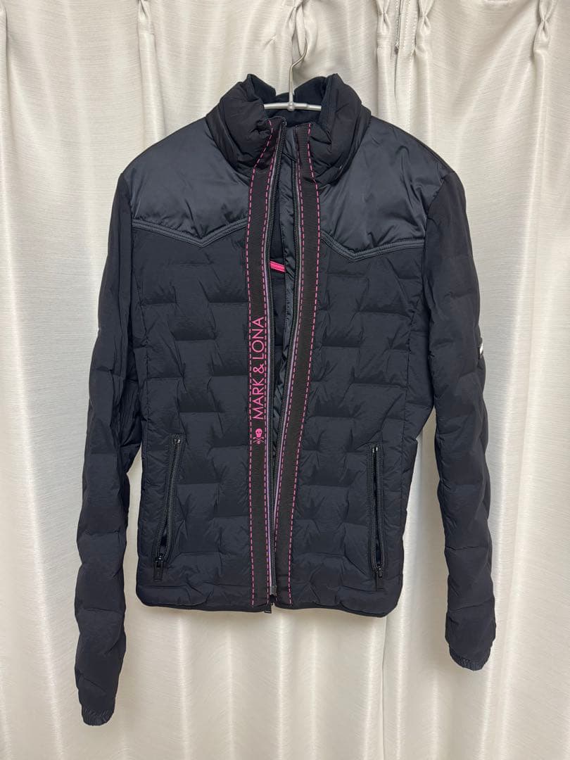 美品MARK & LONA ブラック ダウンジャケット