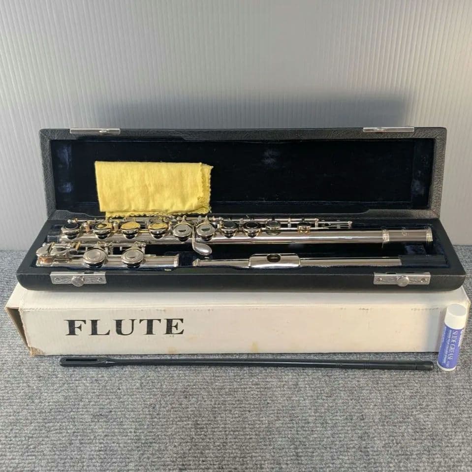 Kaerntner フルート C管 ケース付き キー動作確認済 初心者 練習用