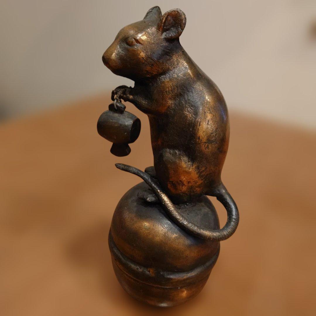 ブロンズ ネズミ 彫刻 鈴 　銅　打出の小槌　子年　干支　縁起物　骨董　ねずみ