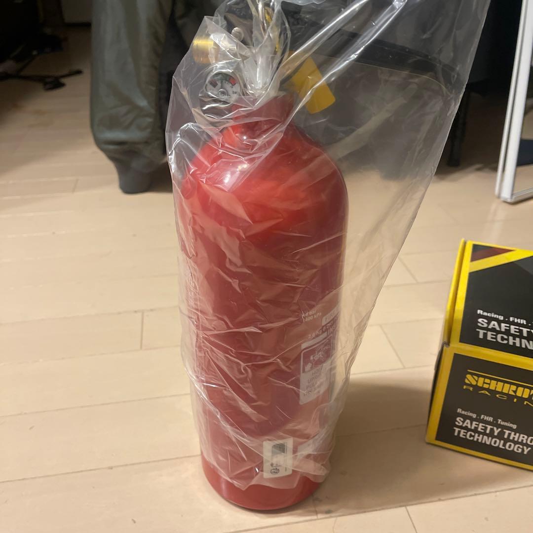 ポルシェ　982 GT4RS 純正消化器