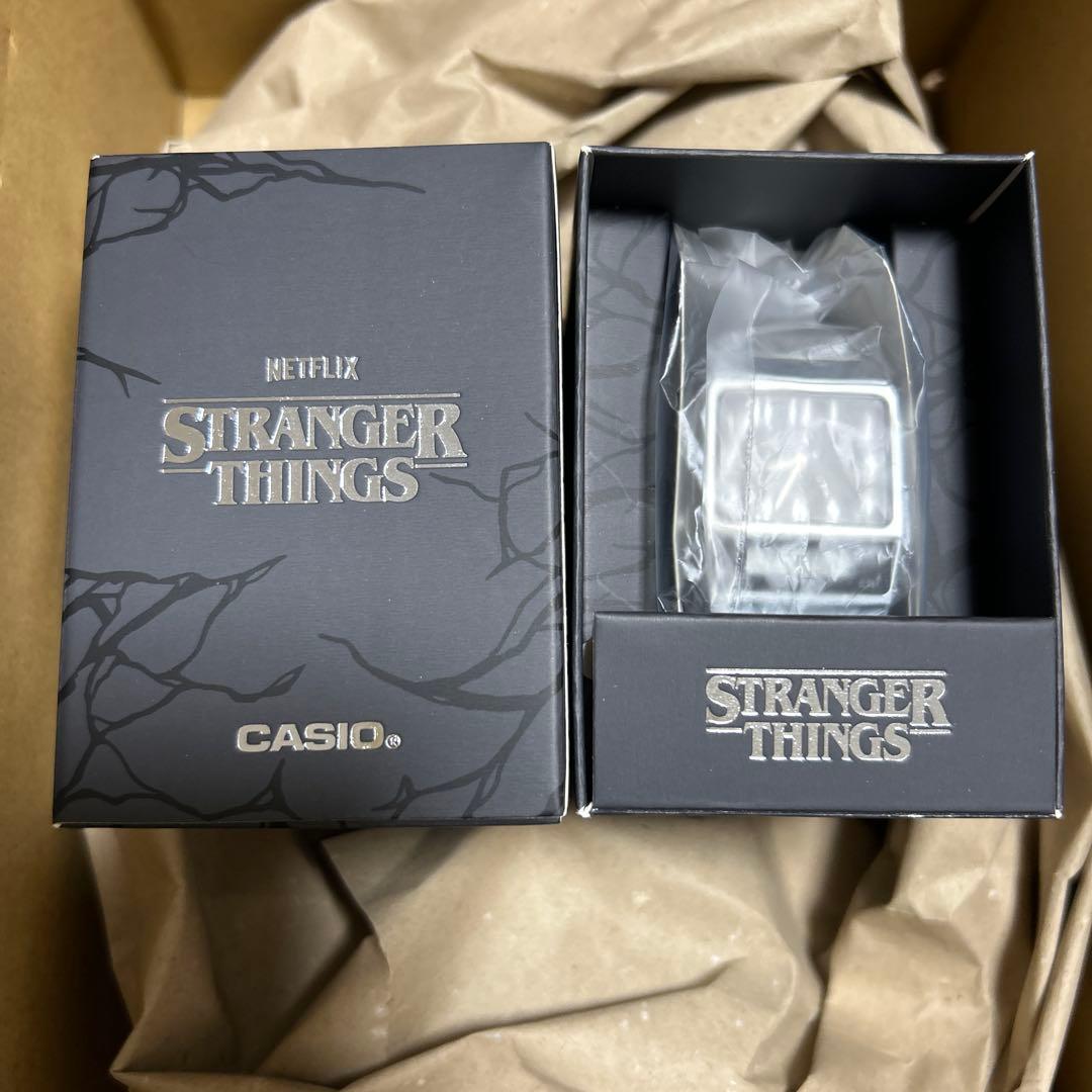 CASIO Stranger Things AQ-800EST-1AJR 限定 Gショック】Stranger Things コラボレーションモデル / AQ-800EST-1AJR