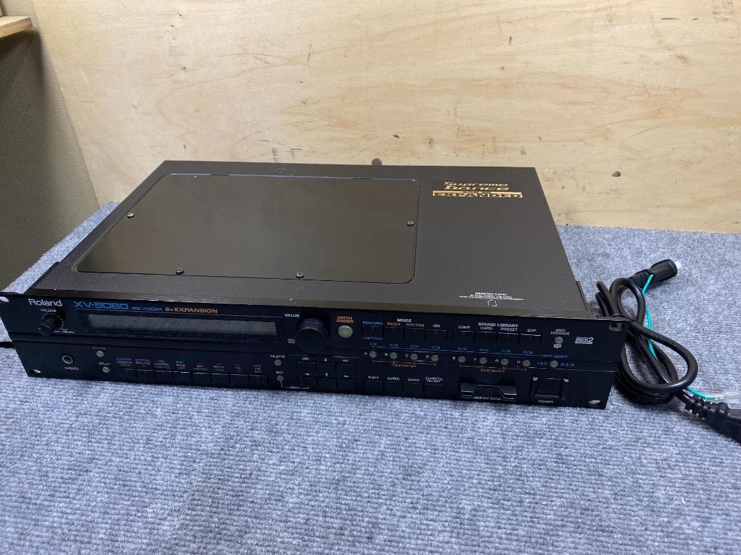 Roland ローランド XV-3080 音源モジュール Roland XV-3080 128-Voice Synth Rackmount Synthesizer Vintage