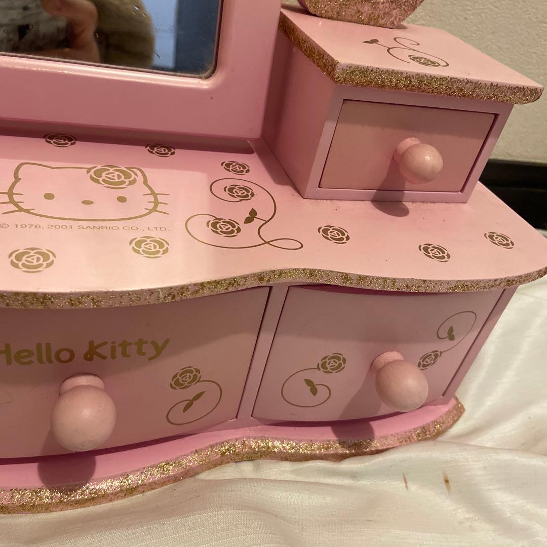 キティちゃん 木製 ドレッサー アクセサリー入れ 送料込み - メルカリ