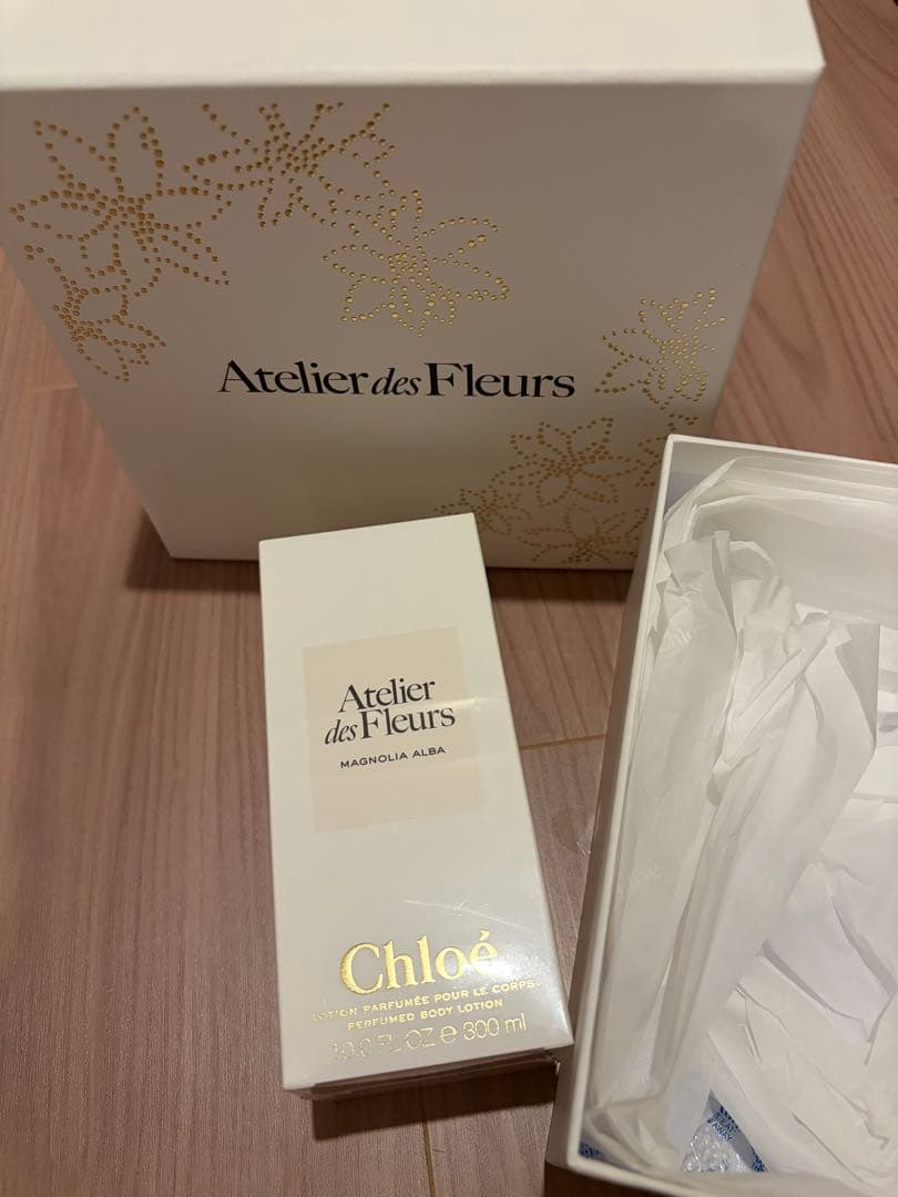 クロエ　アトリエデフルールパフュームドボディーローション