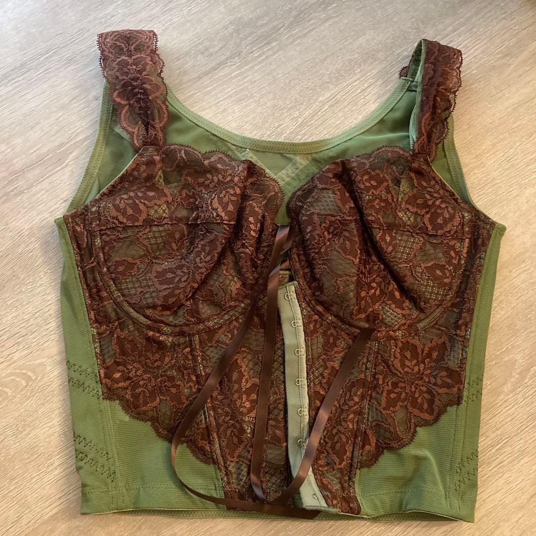 グラントイーワンズ ニッパービスチェ オリーブF80 - メルカリ