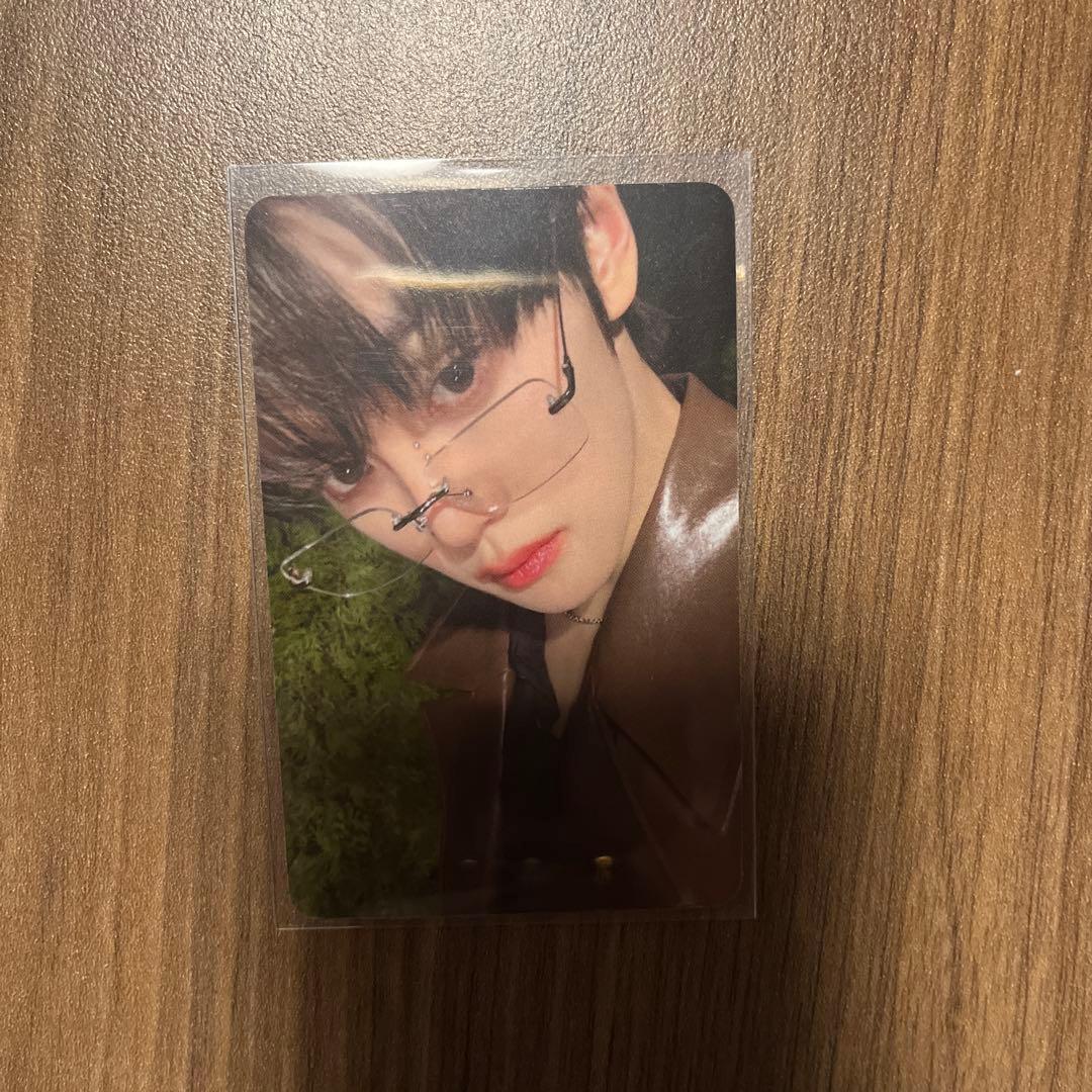 ZB1 ゼベワン ギュビン apple music 特典トレカ 縁無しメガネ - メルカリ