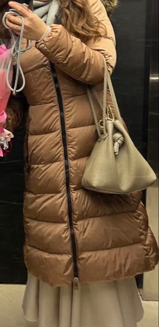 ⚠️最終値下げ⚠️21-22aw モンクレール ダウンコート BOUCAGE - メルカリ