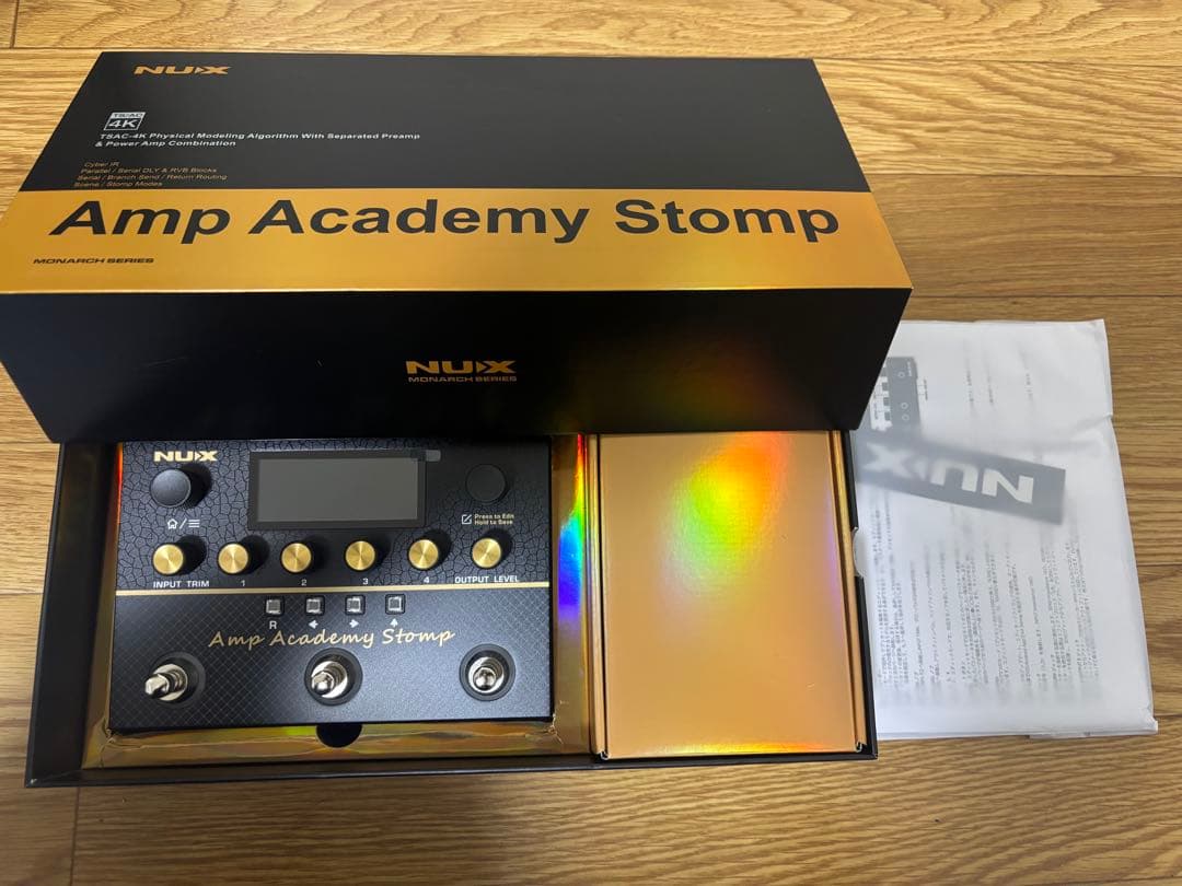 新製品　NUX Amp Academy Stomp