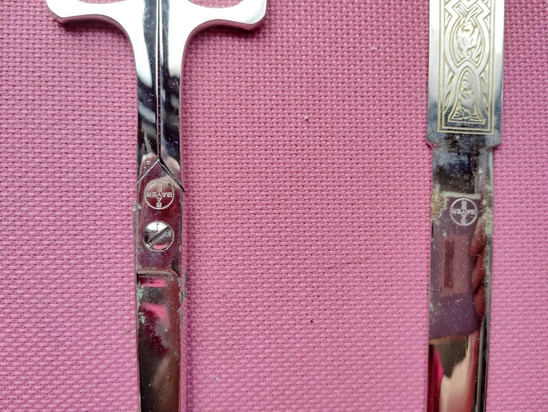 バイエル (Bayer）社のノベルティグッズ　昭和　レトロ　ビンテージ 5A74132D-F194-4D02-839E-