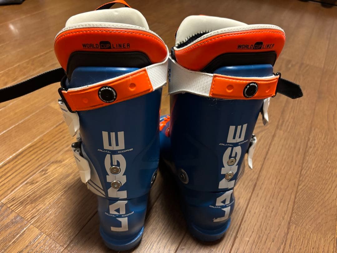 LANGE RS130 WIDE スキー ブーツ(大人 女性用) 24.5cm