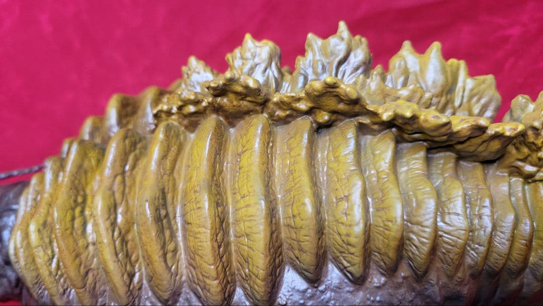 エ*ー様 ビリケン商会ソフビキット完成品 透明怪獣ネロンガガレージ