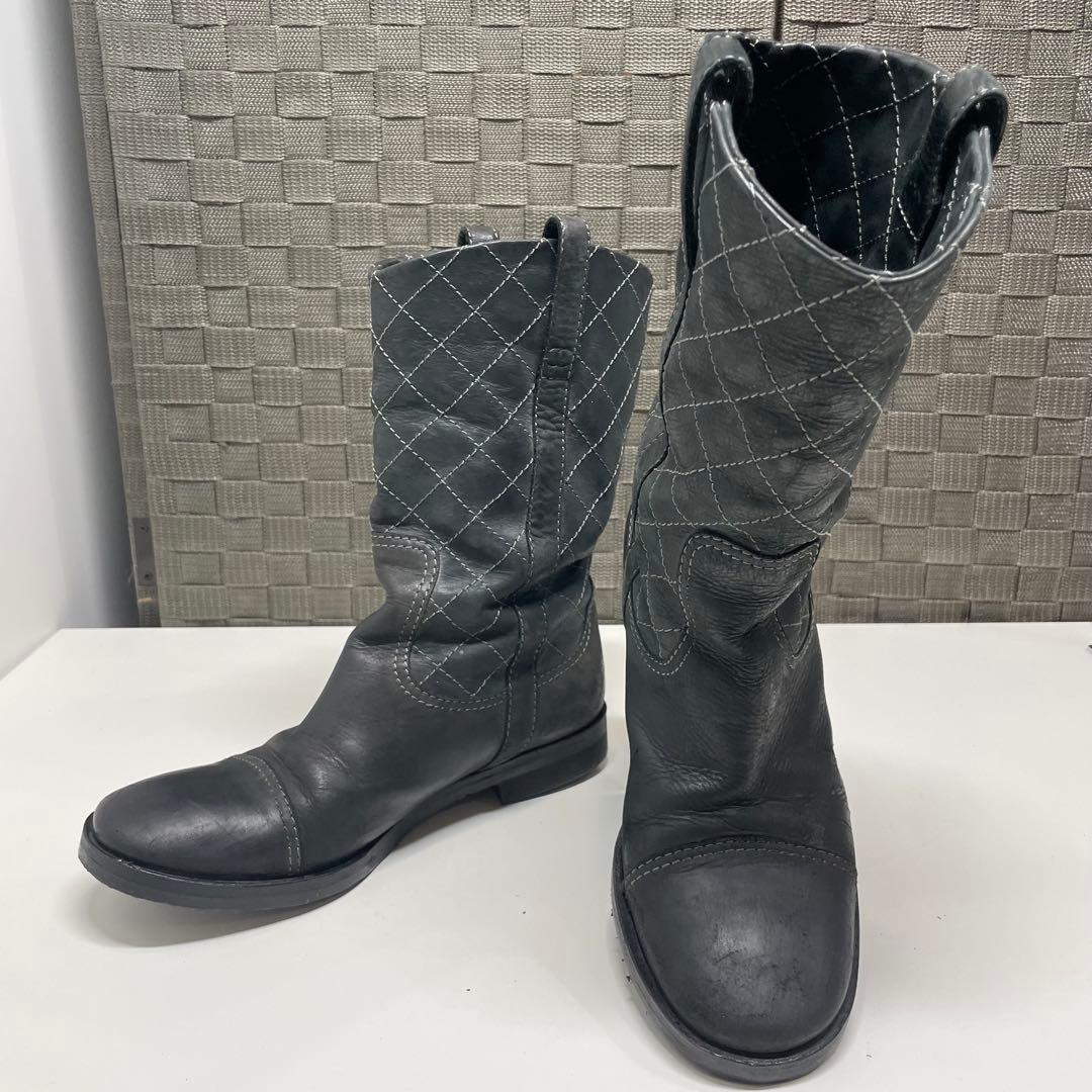 な*な様 CHANEL マトラッセ レザー ロングブーツ キルティングデザイン