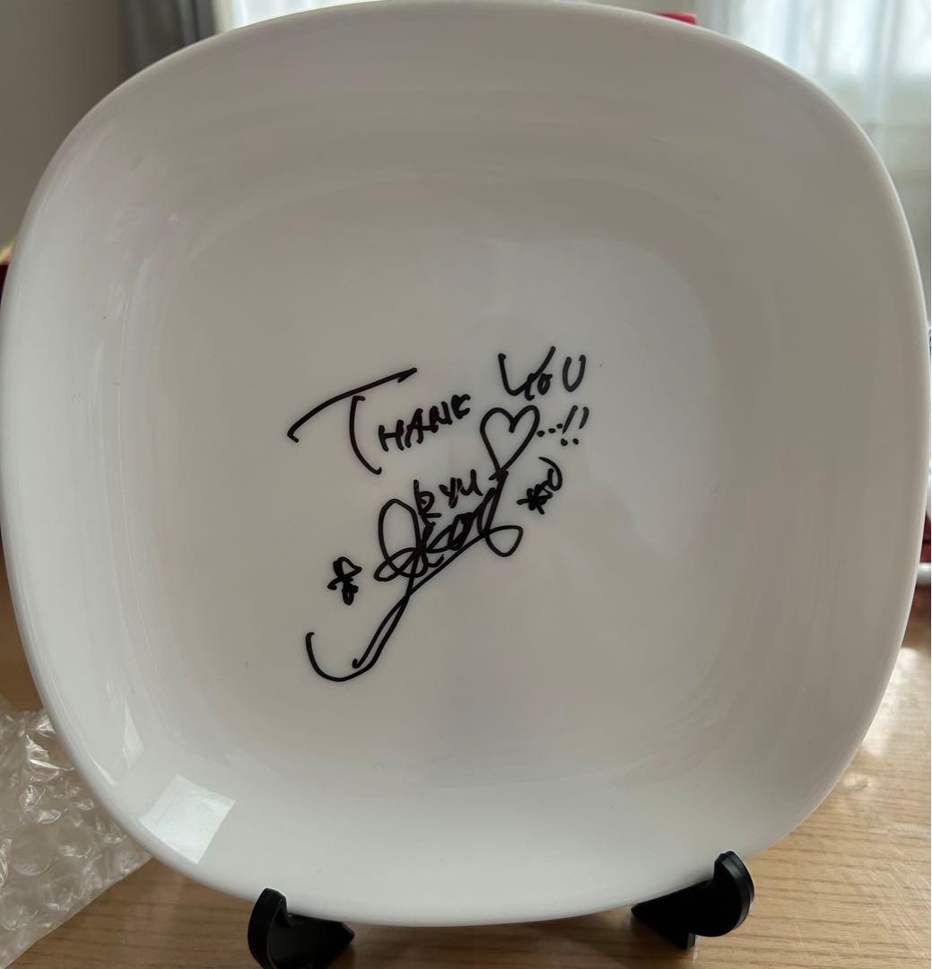 る*る様 新品 ダーツPHOENIXグッズ 大城明香利選手 - メルカリ