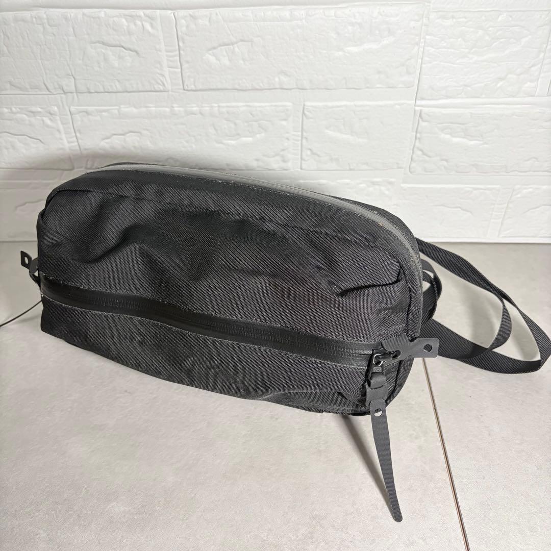 BLACK EMBER TKS ボディバッグ スリングバッグ ブラック 黒 楽天市場】ブラックエンバー BLACK EMBER テックキットスリング TKS