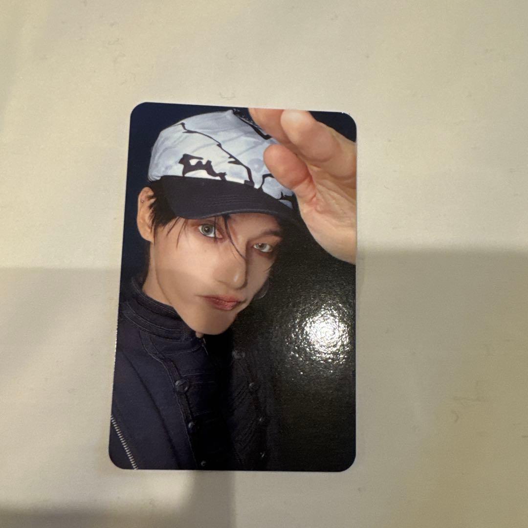 アチズ ATEEZ Makestar ラキドロ トレカ ウヨン - メルカリ