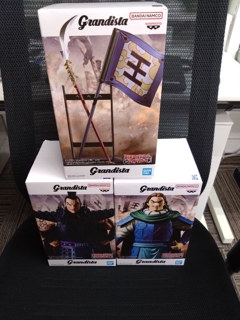Grandisa キングダム 王騎・騰・旗 フィギュア 3体セット - メルカリ
