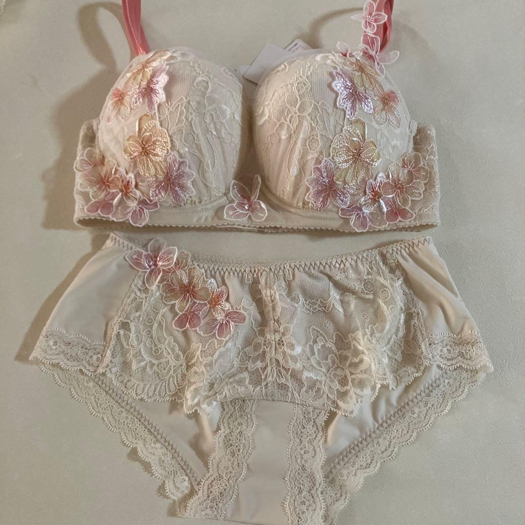 新品】ワコールパルファージュ パーソナルフィットプラスブラセットF75