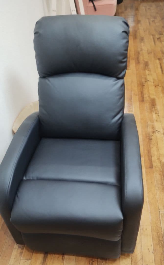 リクライニングチェア　フットネイル