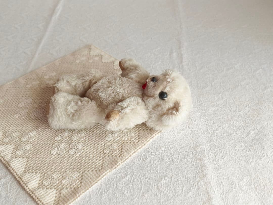 komakiさま】vintage bear ❀ ベロのでた愛くるしいクマちゃん - メルカリ