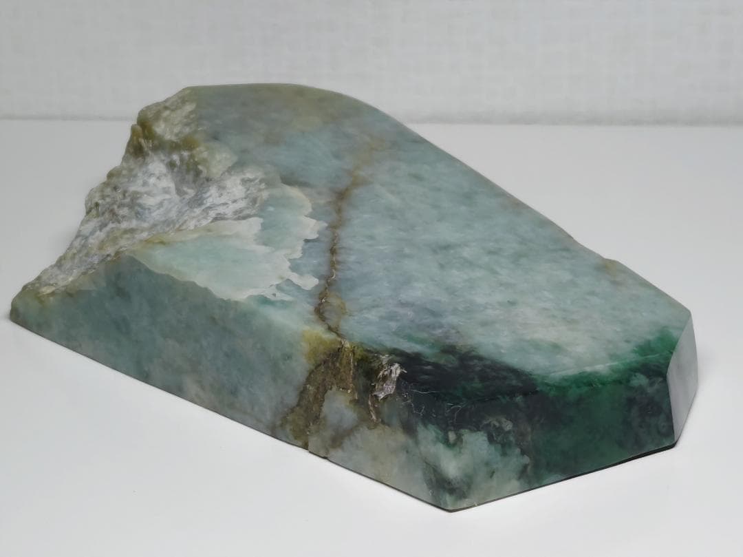 コン沢 7g 翡翠 ヒスイ 原石 鑑賞石 自然石 誕生石 鉱物 鉱石 水石