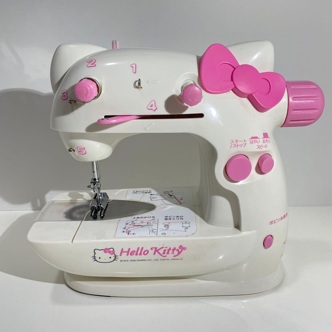 ハローキティ キティちゃん お手軽ミシン キティ型 電動ミシン 当時物
