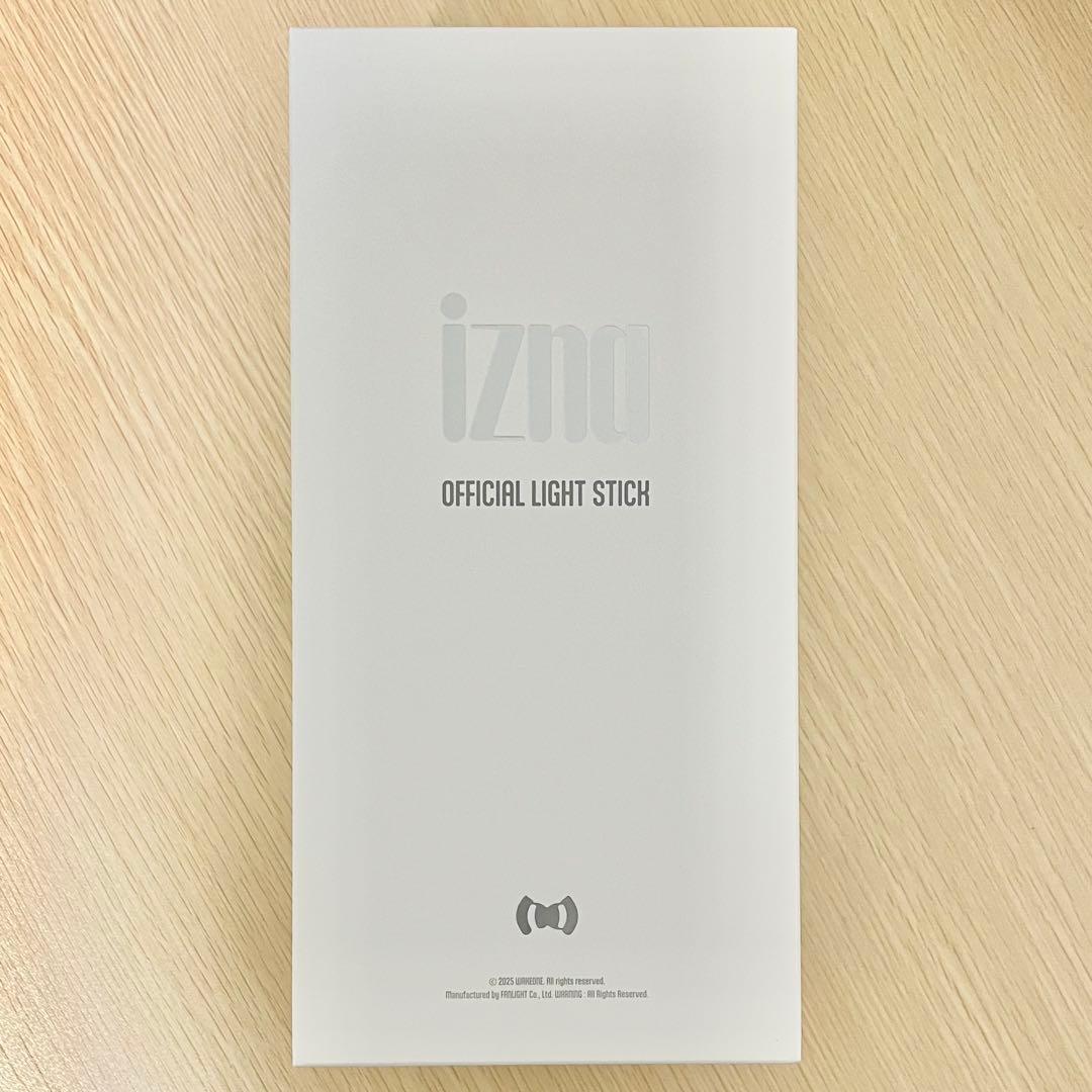 izna 公式 ペンライト トレカ6枚付き イズナ ファンコン 新品未開封