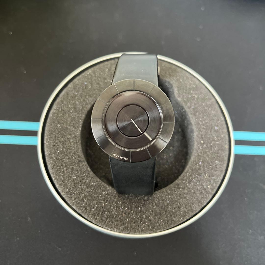 issey miyake 腕時計 ブラック レザー